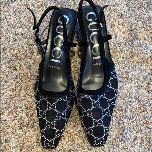 GG Women's Black kitten Heels with Silver Accents